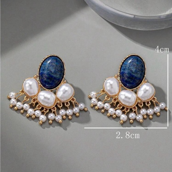 Blue and Gold Pearl Earrings - Picture 3 of 4
